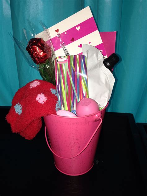 However, you don't need to spend a lot to make homemade personal gifts are often the ones that communicate our love the best. Valentines day basket for a teenage girl | Valentines day ...