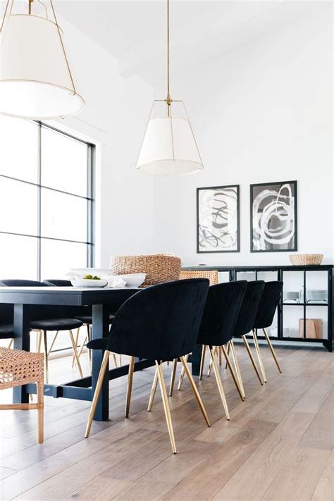 Check spelling or type a new query. 46 Luxurious Black And Gold Dining Room Ideas For Inspiration | Gold dining room, Dining room ...
