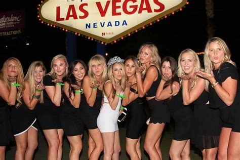 Las Vegas Bachelor And Bachelorette Strip Club Crawl By Party Bus From