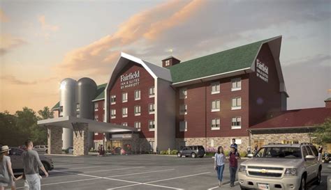 Our superb location puts you close enough to the action of the big city, yet far enough away to call home a retreat. Get a Unique Night's Sleep at the New Farm Hotel at Fair ...