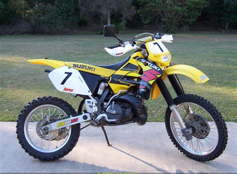 Suzuki rmx450z technical data, engine specs, transmission, suspension, dimensions, weight, ignition and performance. 1995 Suzuki RMX 250: pics, specs and information ...