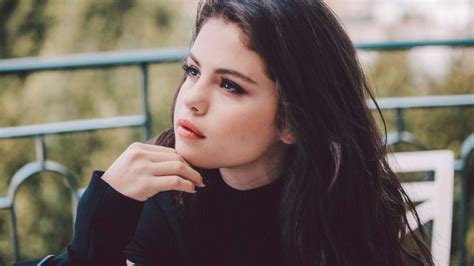 Free Selena Gomez Hd Wallpapers Pixelstalknet