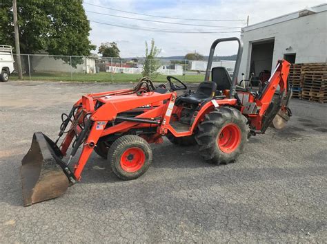 Tractor Zoom Kubota B7500