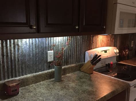 They are especially coveted in the sink and stove areas as these places make the most mess. Traditional Country Kitchens Design Ideas That Are ...