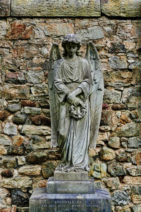 Angel Angel Cemeteries Lion Sculpture