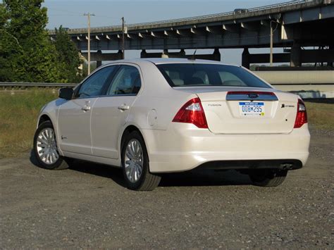 2010 Ford Fusion Hybrid Sedan