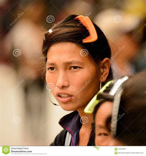 people-of-sapa,-vietnam-editorial-photo-image-of-costume