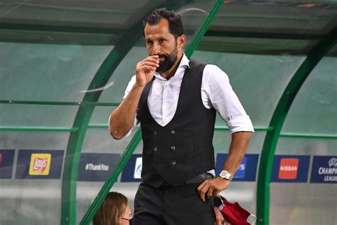 Hasan salihamidžić, nicknamed brazzo, is a bosnian former professional footballer and current sporting director of bundesliga club bayern mu. Salihamidzic über den Alaba-Vertragspoker: "Es liegt alles ...
