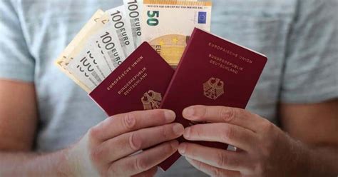 Ile kosztuje wyrobienie paszportu w Niemczech Kwoty i zasady składania