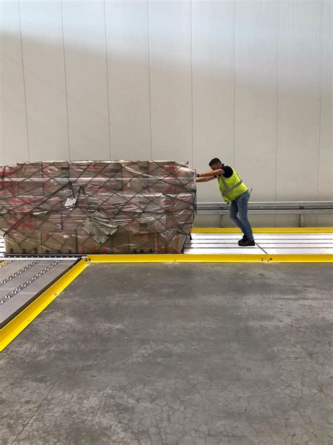 Modular Rollerbed System for Warehouses - Airport Suppliers