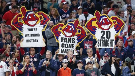 cleveland indians win streak hits 20 tribe now world series favorites