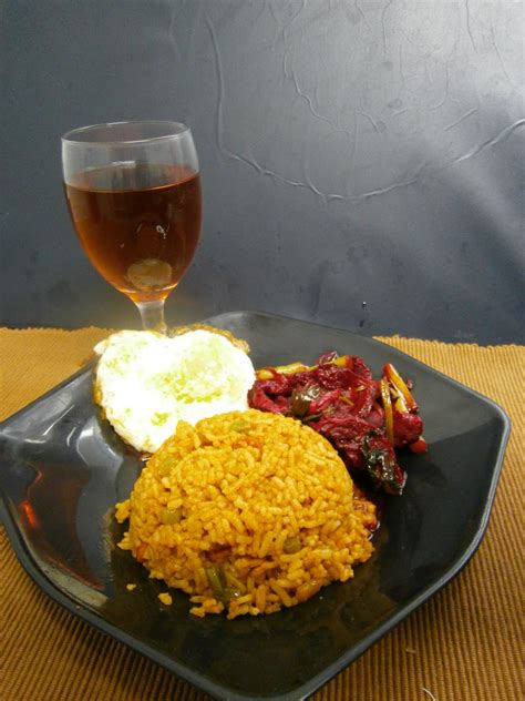 Daging babi merupakan daging merah yang memiliki manfaat dan khasiat yang hampir sama dengan sapi. Daging Masak Merah & Nasi Goreng USA..Jauh tu... ~ Umi's ...
