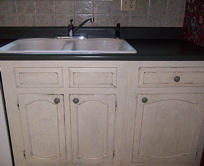 See more ideas about crackle painting, paint furniture, painted furniture. This is what I want to do to my cabinets... It will help make the kitchen look more modern and ...