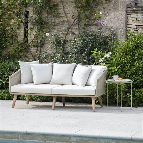 While other garden furniture, such as sun loungers or day beds, are just as comfortable, an outdoor sofa provides ample space. Rattan Garden Corner Sofa Argos - Latest Sofa Pictures