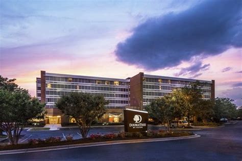 New & used office furniture at great prices! When looking for hotels in Largo MD ... look no further ...