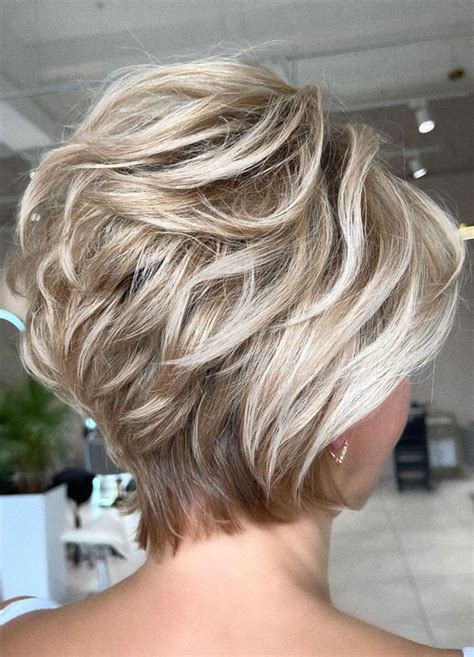 50 short hairstyles that looks so sassy voluminous blonde layered pixie