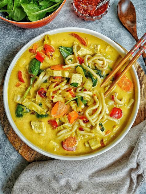 Thai Curry Noodle And Vegetable Soup Veg Noodles Recipe Vegan Noodles