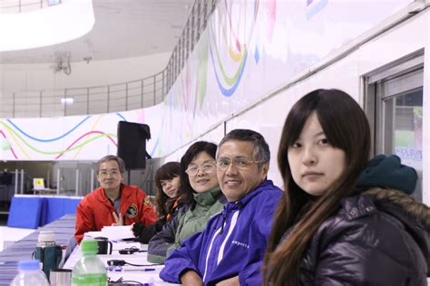 精彩比賽照片 101學年度全國短道競速滑冰秋冬季錦標賽 中華民國滑冰協會