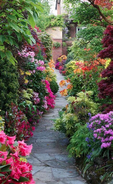 10 Spectacular Garden Paths Ideas That Will Impress You