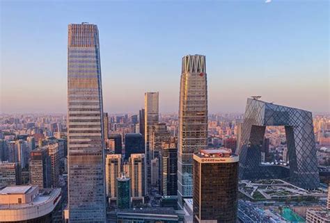 Kota wuhan di provinsi hubei, yang merupakan sumber. Prospek ekonomi China suram pada suku pertama namun ...