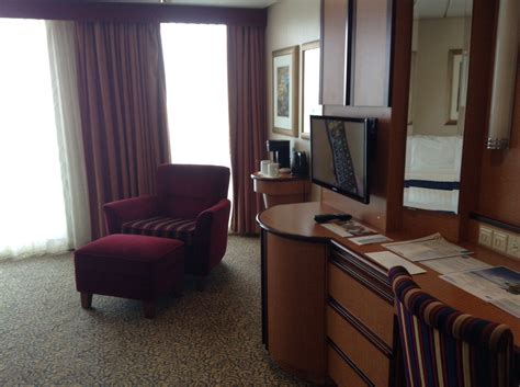 Family cruises, luxury cruises, seniors cruises Junior Suite with Balcony, Cabin Category YU, Serenade of ...