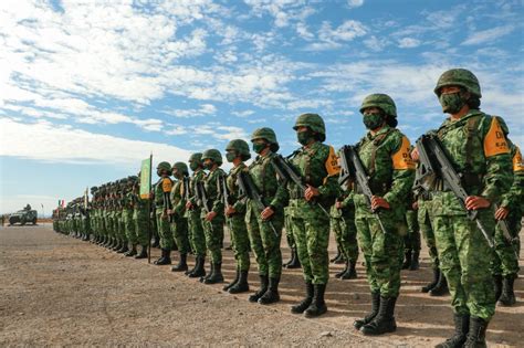 109 Aniversario Del Ejército Mexicano Revista Armas