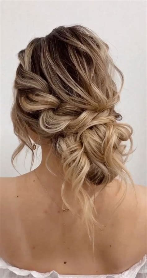 50 Breathtaking Prom Hairstyles For An Unforgettable Night Messy
