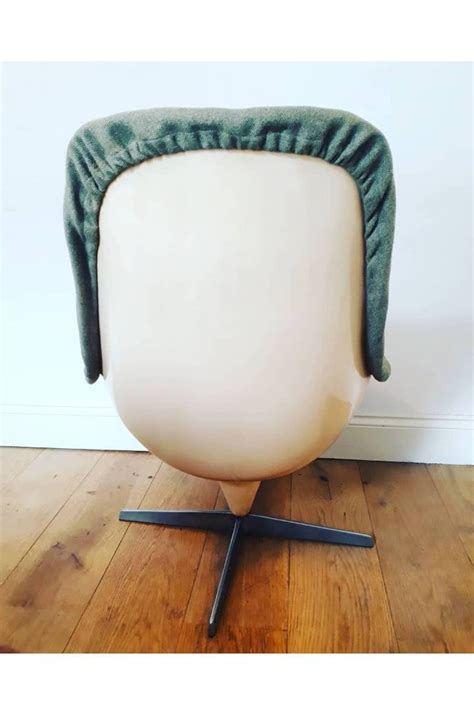 1960s Vintage Fiberglass Egg Swivel Chair By Lurashell Mid Etsy