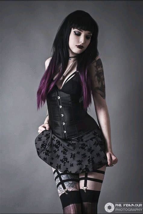 Pin By Ethan Lachapelle On Gothic Goth Beauty Hot Goth Girls Gothic Fashion