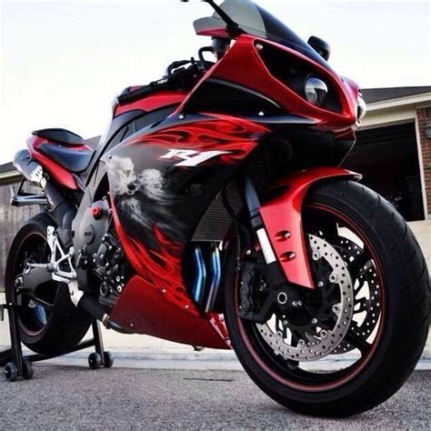 94 Best Images About Yamaha R1 And R6 Tribute On Pinterest