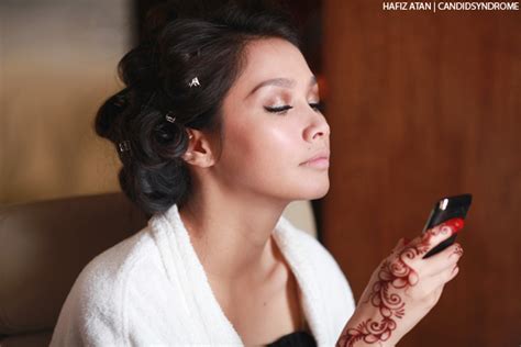 For your search query inai di jari s jibeng mp3 we have found 1000000 songs matching your query but now we recommend you to download first result s jibeng inai di jari official audio mp3. cerekamunirakirana: INAI di Hujung jari