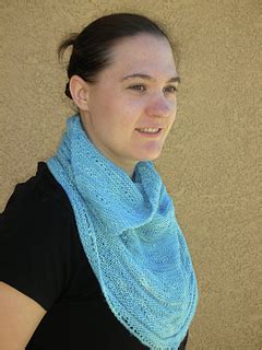 Jess lives in massachusetts with her wife cassidy, their two children, and her canine sidekick george. Ravelry: Jessica Knits a Cowlette pattern by Jessica Anderson