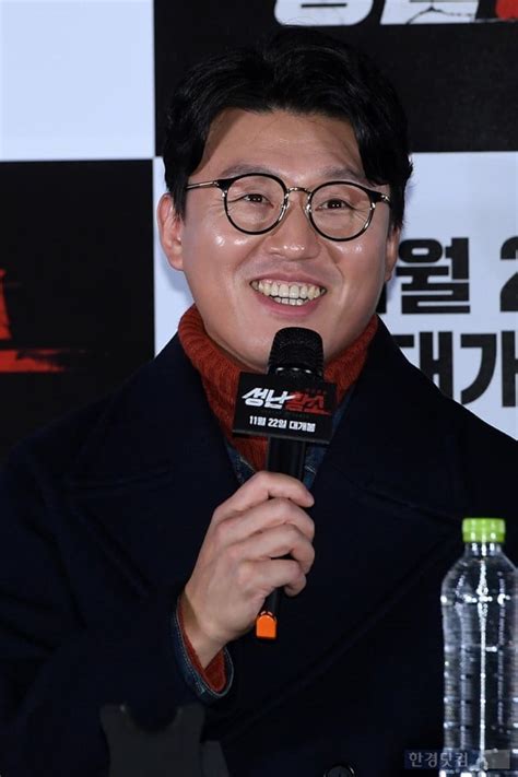 털을 밀지 않는다는 av 배우. 포토 김민재 믿고 보는 감초 배우 | 한경닷컴