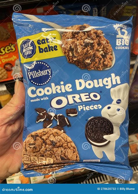 Food Lion Grocery Store Pillsbury Cookie Dough Oreo Editorial