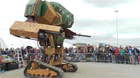 Megabots And Suidobashi Heavy Industry Giant Robots To Have A Duel