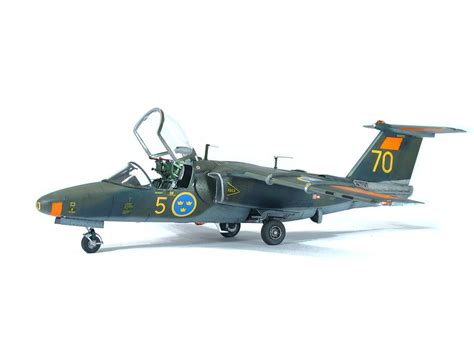 148 Saab 105sk 60b By Pilot Replicas Ready For Inspection