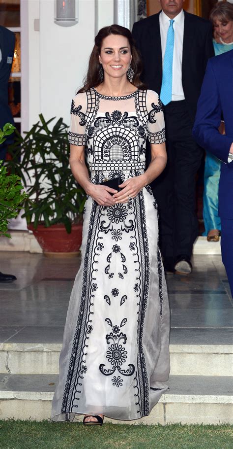 Tutti I Look Di Kate Middleton Per Il Tour In India