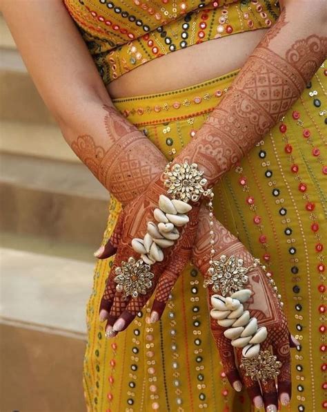 Indian Jewellery Design Fancy Jewellery Girly Jewelry Floral