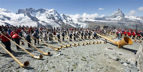 En Europa Vuelve El Auge Por La Tradicional Trompa Alpina