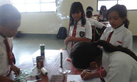 Secara umum rangka manusia dibagi menjadi 3 bagian, yaitu a. Lembar Praktek IPA Kelas 5 SD materi : Organ Pernapasan ...