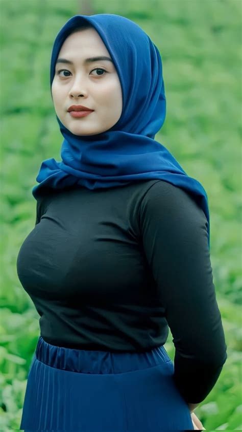 pin by katsuiii kanaeruuu on koleksi foto cewek in 2022 hijab chic wajah gadis gadis cantik asia