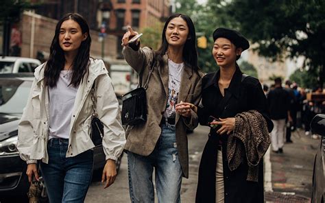 The Best Street Style Looks Seen At The Nyfw Ss19