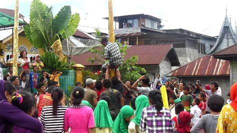 Maybe you would like to learn more about one of these? Panjat Pinang - YouTube