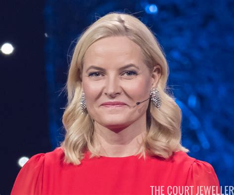 Find the perfect crown princess mette marit stock photos and editorial news pictures from getty browse 15,110 crown princess mette marit stock photos and images available, or start a new search. Mette-Marit Sparkles at the Sports Gala Awards | The Court Jeweller