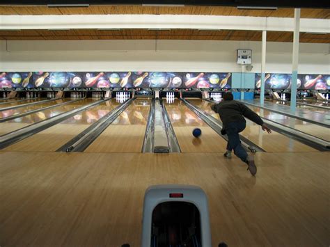 Homesteads Steve Shiver Strikes Out On Bowling Alley Political Cortadito