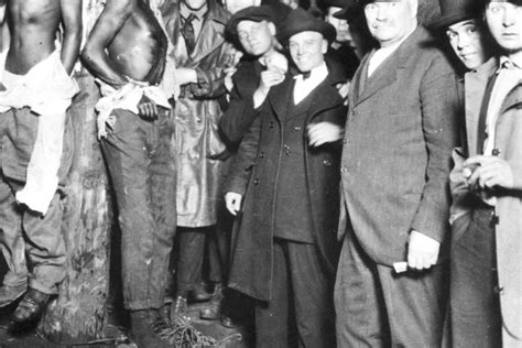 famous lynching photos