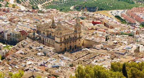Excelente oportunidad en jaén capital. Conoce jaén. Vivir Aqui es Disfrutar de Caldiad de Vida