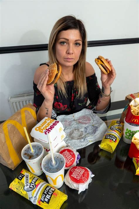 Mcdonalds Addict Who Ate 7000 Calories A Day Loses Five Stone Metro