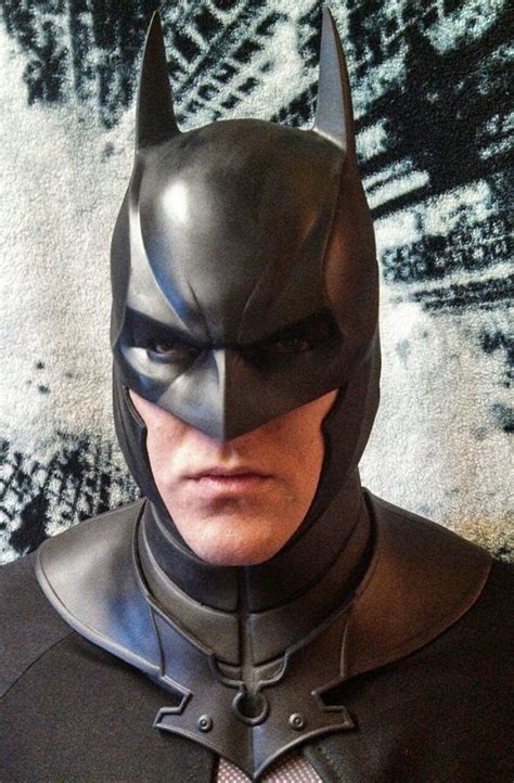 Arkham origins features a pivotal tale set on christmas eve where batman is hunted by eight of the deadliest assassins from the dc comics universe. Batman Arkham Origins mask cowl display wearable | Batman ...