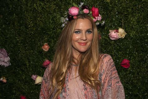 Drew Barrymores Beauty Line Flower Beauty To Launch In Australia New